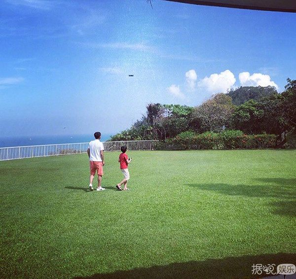 最豪华足球场草坪,足球场豪宅