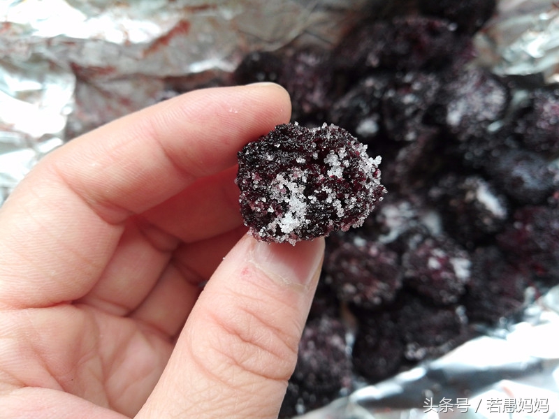 吃不完的杨梅可以这样做,吃不完的杨梅拿来做杨梅饼