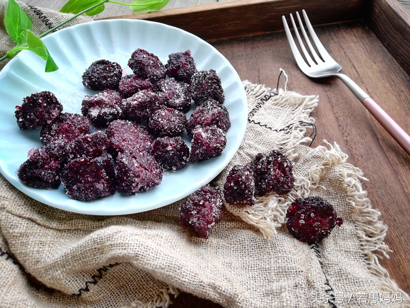 吃不完的杨梅可以这样做,吃不完的杨梅拿来做杨梅饼