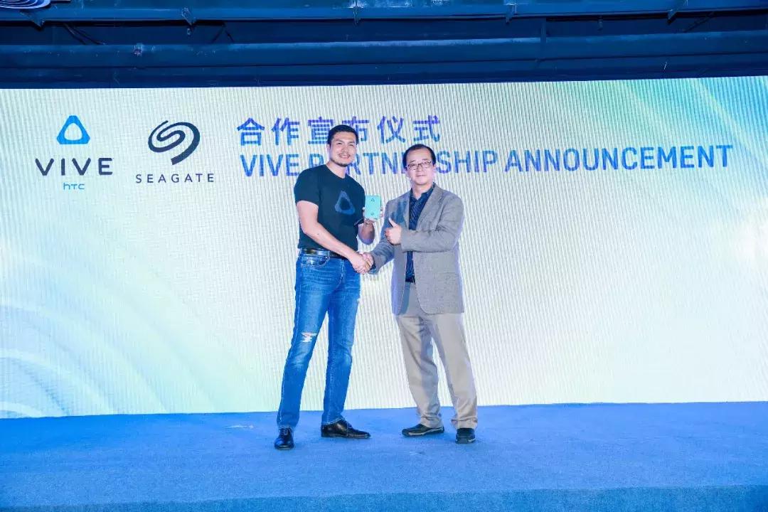 直击HTC新生态大会｜当手机撞上VR，创新联动大爆发！
