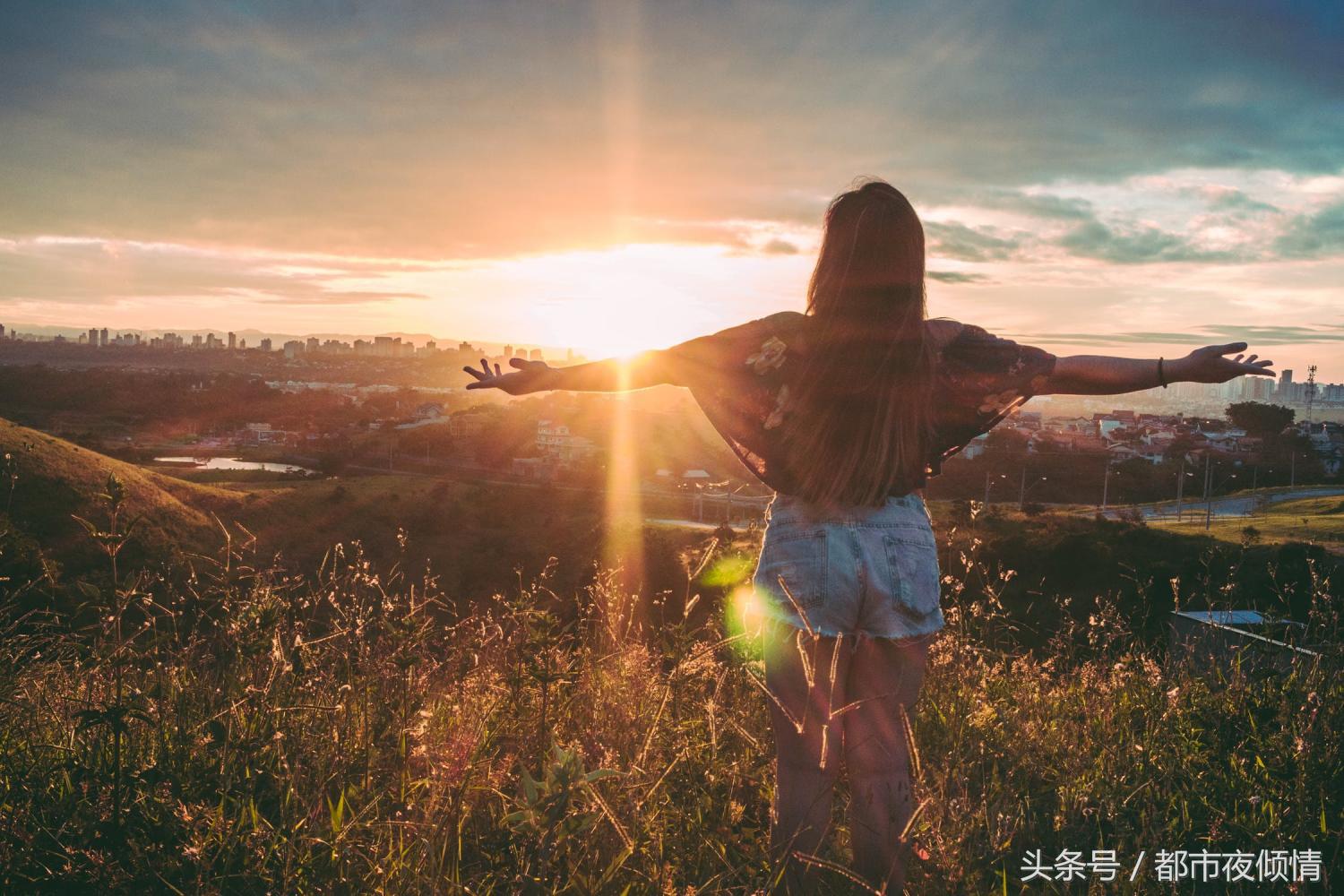 男朋友家太穷他的父母还要拖累他,男朋友太有钱自己很自卑