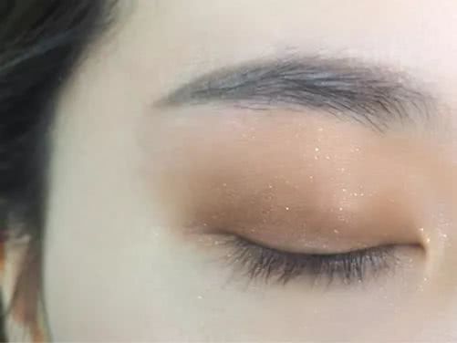 既好看又好用的眼影,5款眼影让眼妆更迷人