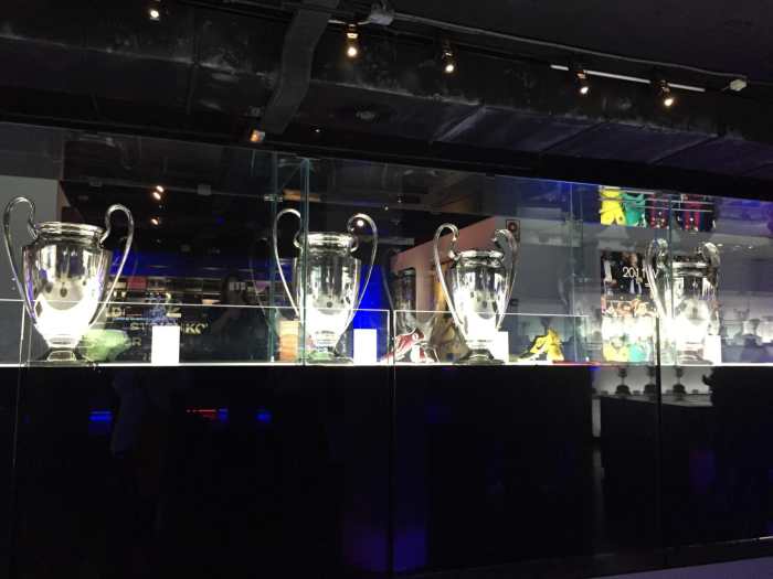 为什么巴萨主场不是诺坎普,感受一下巴萨主场诺坎普的魅力