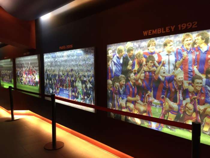 巴萨女足欧冠主场在诺坎普吗,巴萨主场诺坎普英文