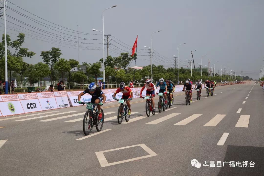 瀛熷畻鏁呴噷瀛濇槍,瀛濇槍姊﹂噷鑺卞洯