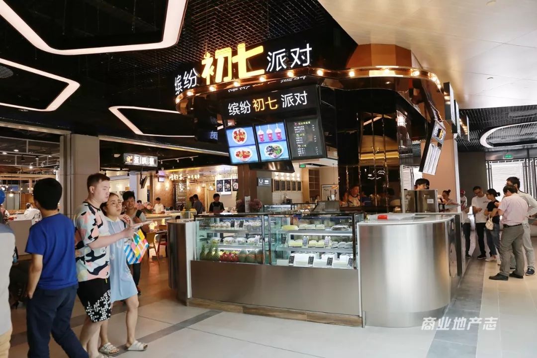 300张图片拼图,成都悠方可口可乐