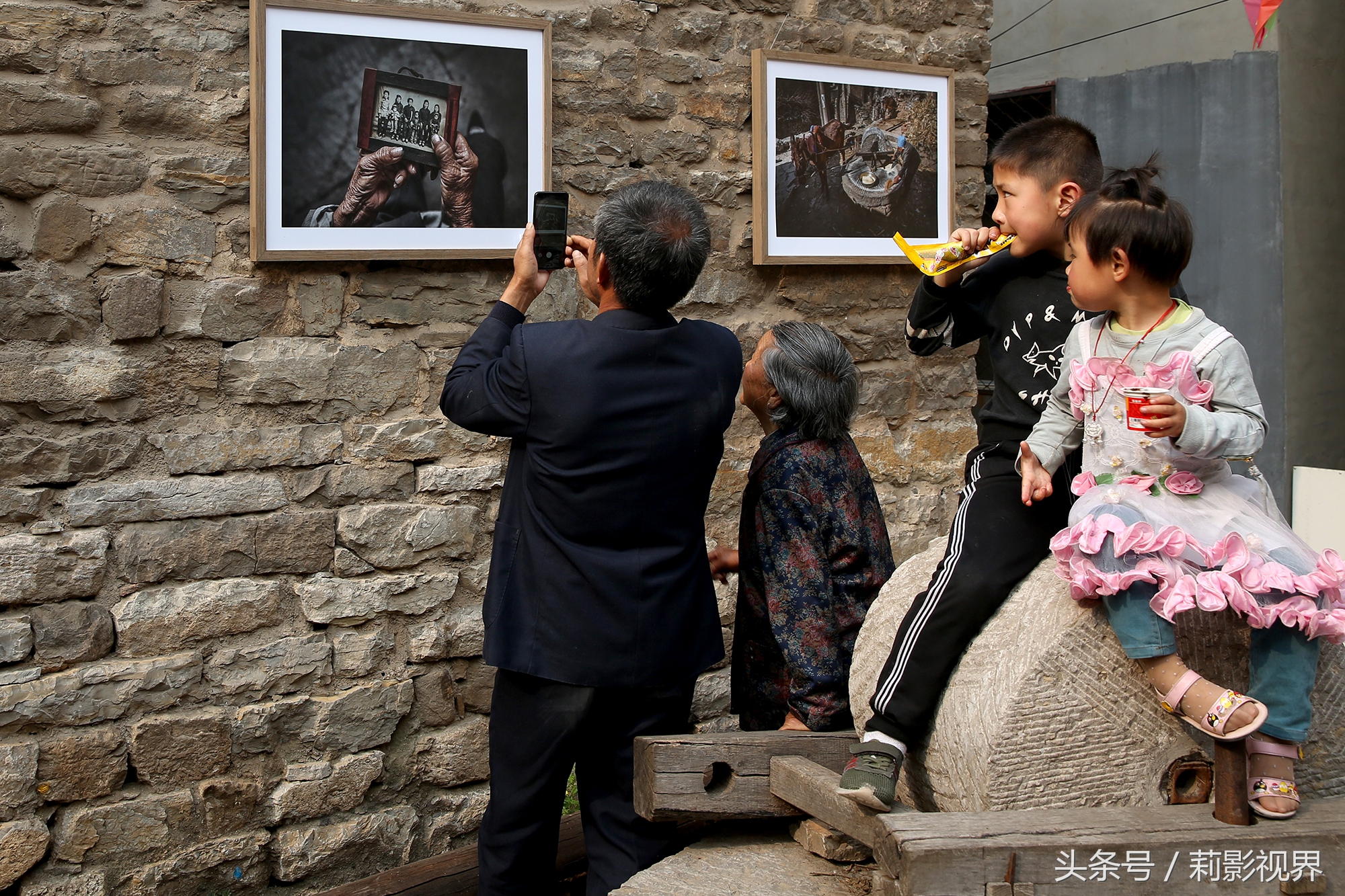 山村影展女摄影师走进王金庄《浮世》万千让爱起航