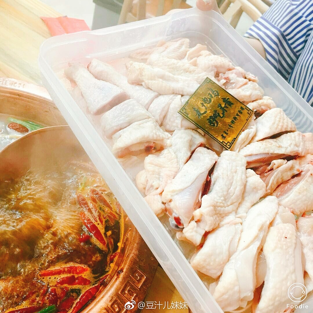 这才是正宗的火锅鸡,每次来必吃的火锅鸡
