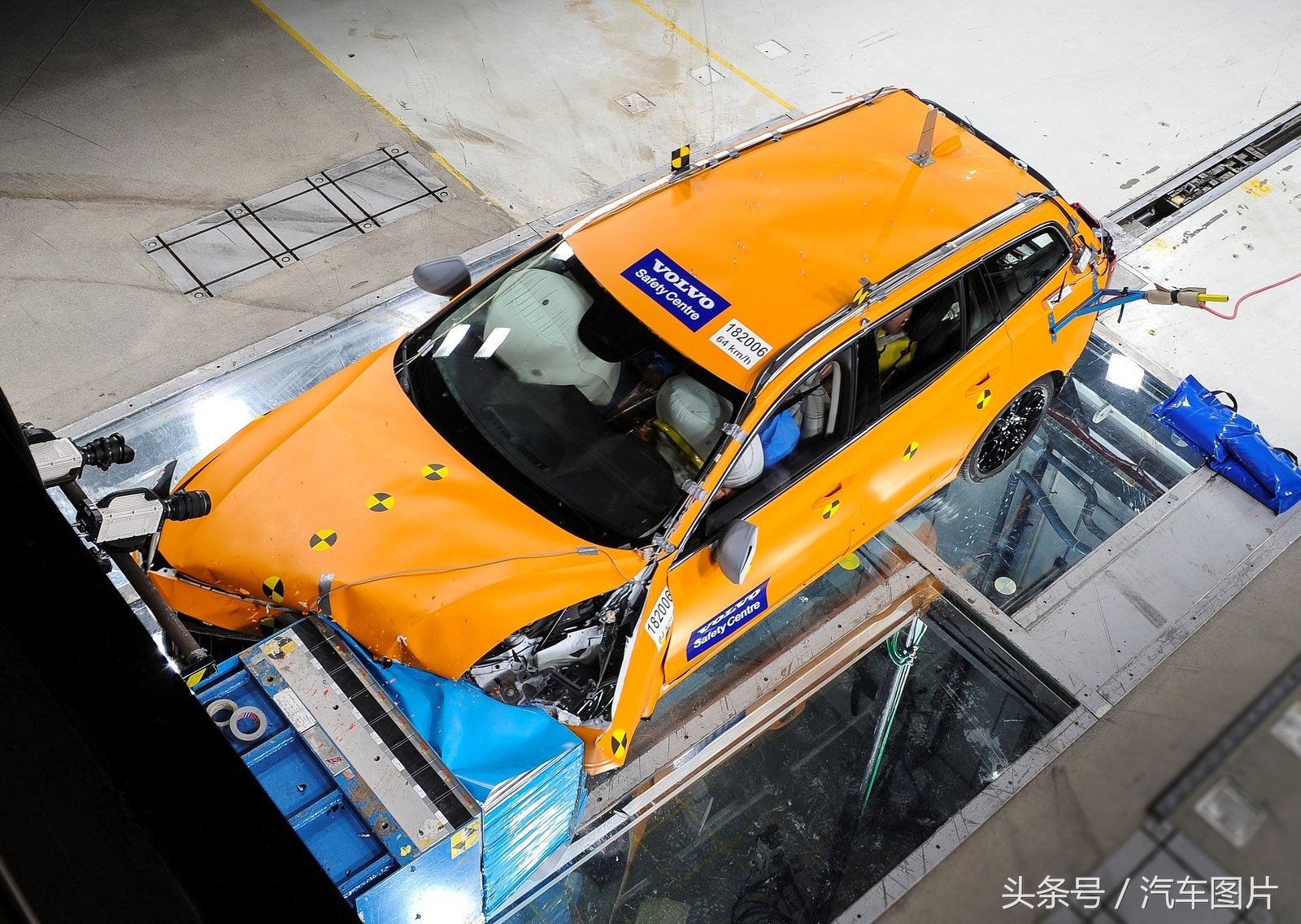 沃尔沃旅行车v60落地价,沃尔沃v60二手值得买吗