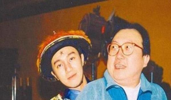 王晶讽刺星爷的电影,千王之王王晶和渣渣辉