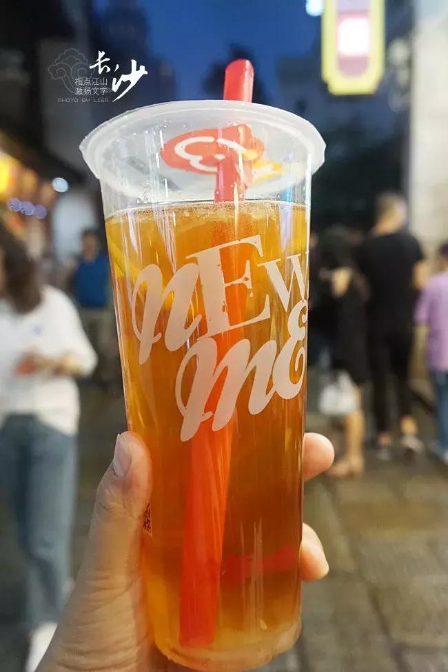 问苍茫大地谁主沉浮诗词,沁园春长沙问苍茫大地谁主沉浮