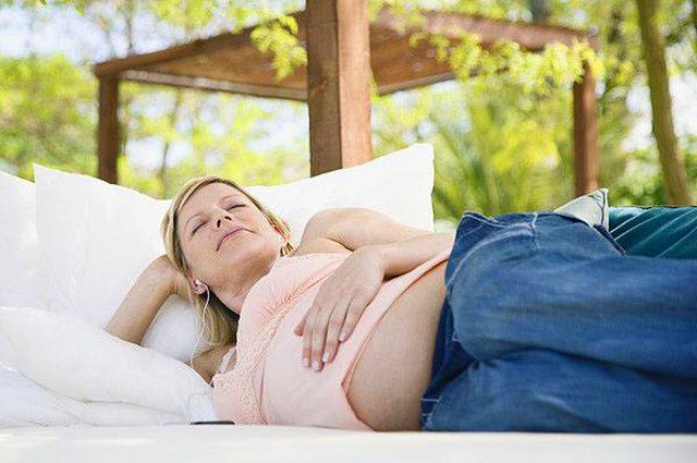 孕期每天晚上都做梦是怎么回事,孕期晚上睡觉老是做梦怎么回事