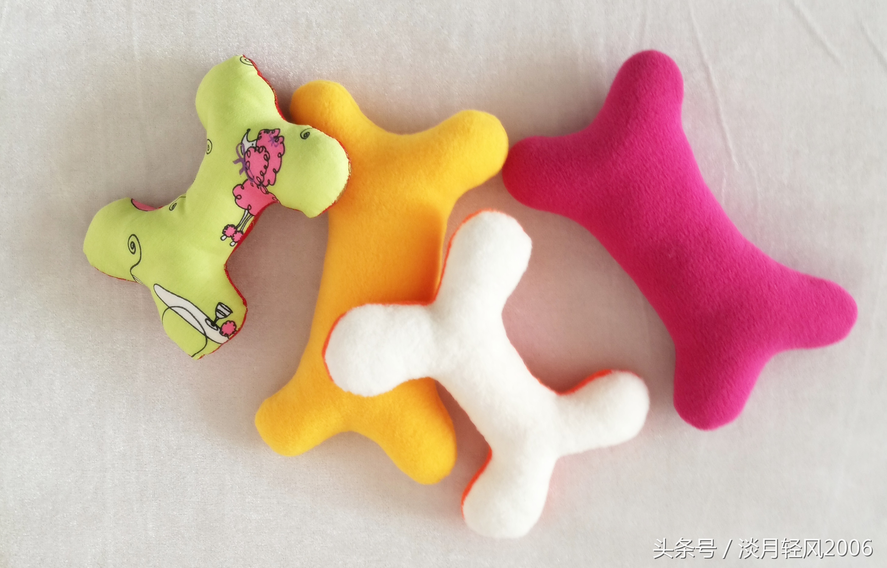 自己diy给狗狗做衣服,diy手工狗狗衣服