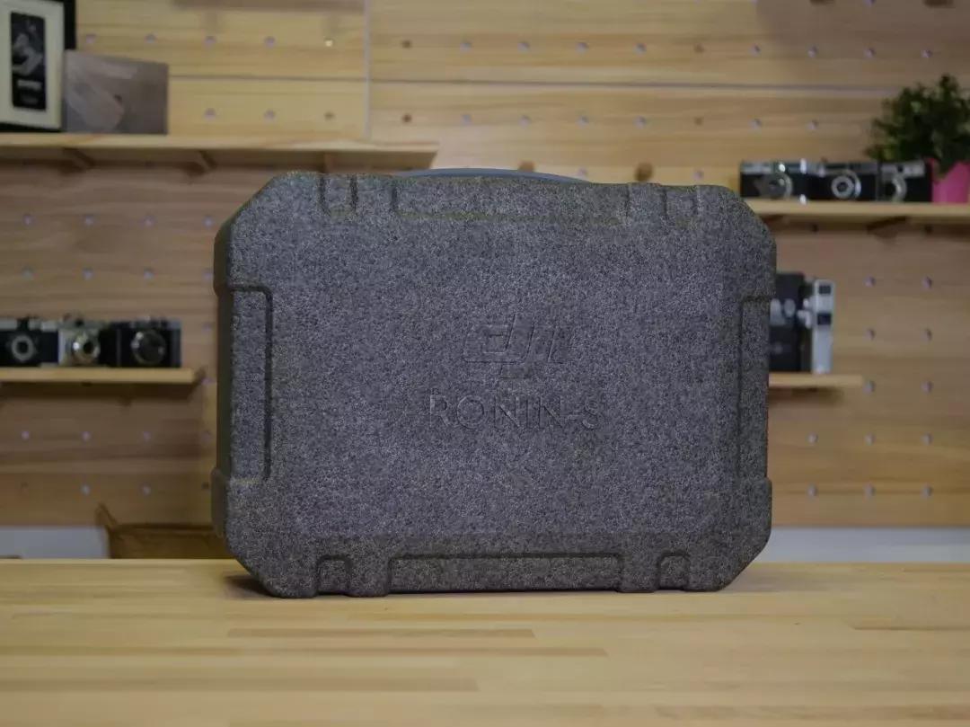 大疆如影s稳定器装箱,大疆如影s相机稳定器竖屏安装