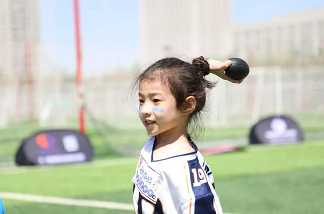 足球联赛亲子互动,六一儿童节亲子足球