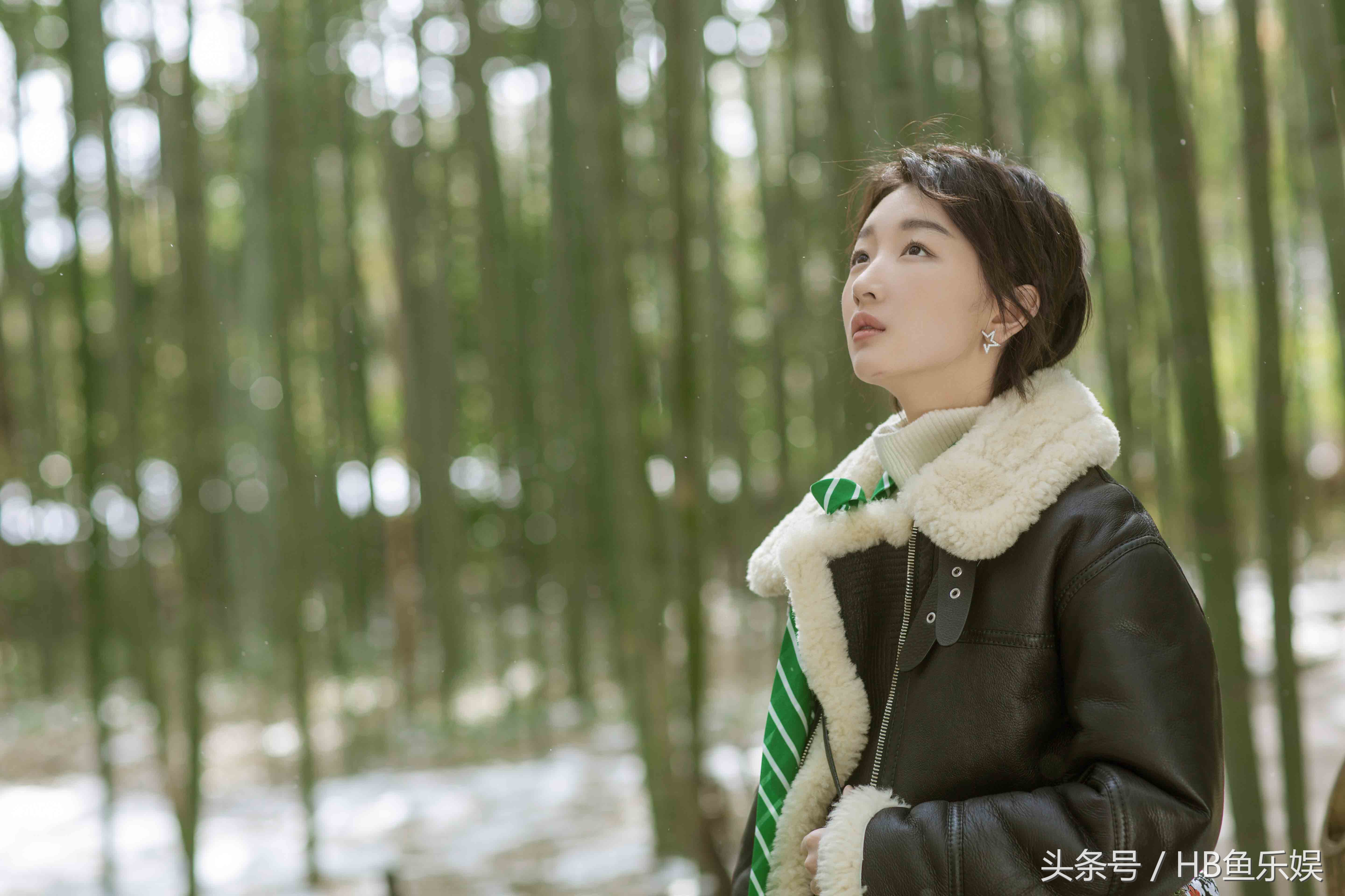 周冬雨广告益达,周冬雨宣传电影