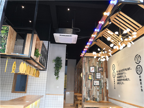 四川成都最有特色酸菜鱼馆,四川的正宗老坛酸菜鱼饭店