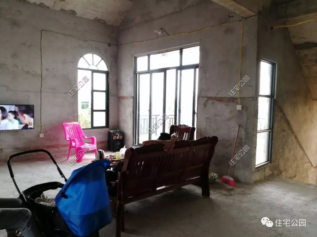 在农村老房子加盖三层,农村一层平房怎么加盖成别墅