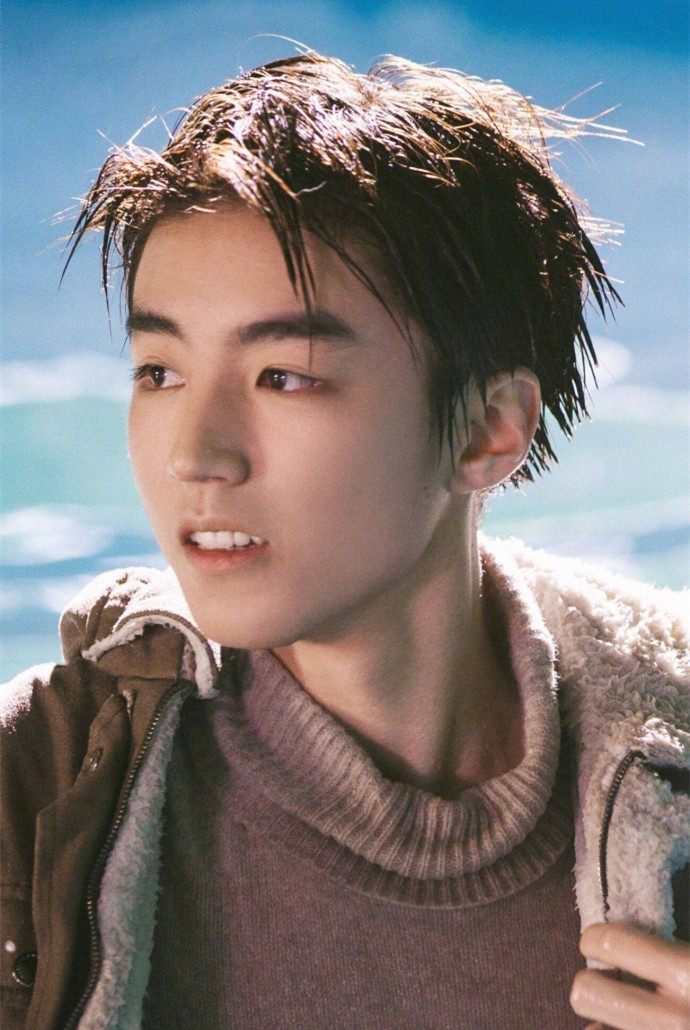 王俊凯模仿杨迪,王俊凯奔跑吧青春现场版伴舞