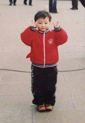 王俊凯模仿杨迪,王俊凯奔跑吧青春现场版伴舞