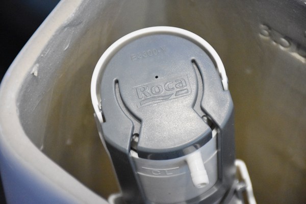 怎么选卫生间花洒马桶和浴柜,卫生间的马桶和淋浴柜怎么选