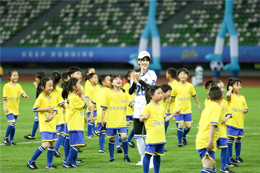 菲戈奔跑吧兄弟最后一球,菲戈跑男视频完整版