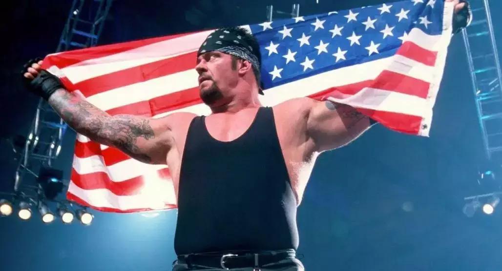 wwe罗曼雷恩斯的防弹衣,wwe美国职业摔角罗曼穿短袖