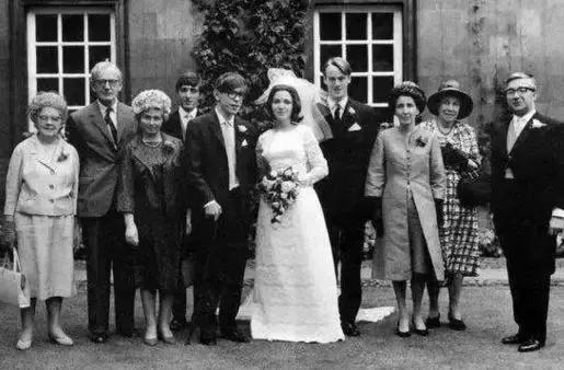 年轻时的霍金照,霍金珍贵照片