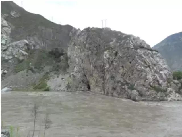 红军抢渡大渡河的三支部队,重走长征路大渡河