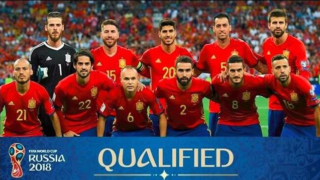 够强!一场平局搅乱世界杯浑水,豪门老少配给足坛出了一道玄学题