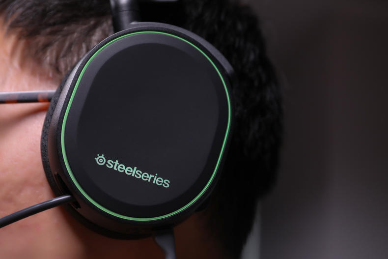 赛睿arctis5耳机吃鸡设置,赛睿arctis7+测评