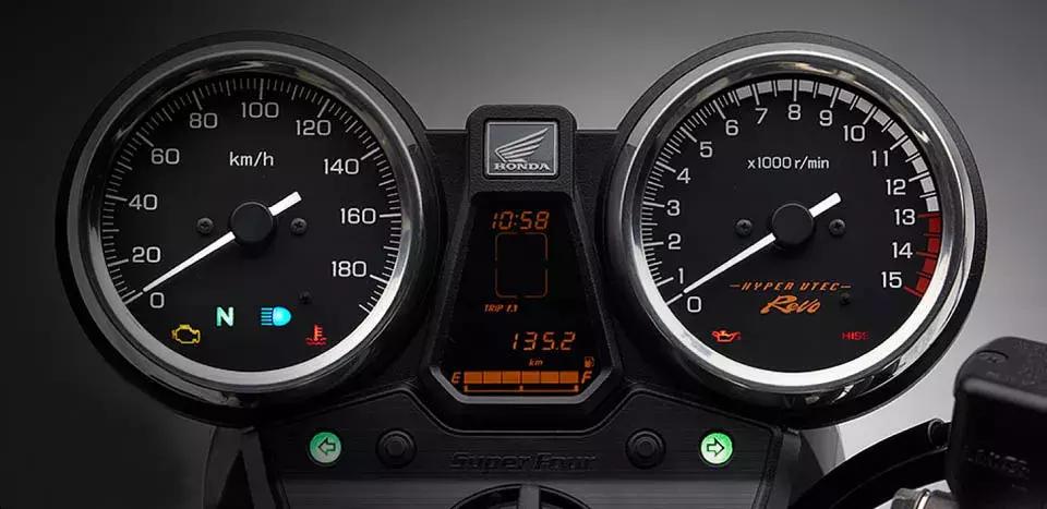 机车cc400,本田cb400普通和摩旅版有啥区别