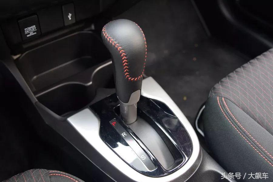 飞度到底是不是好车,都说飞度减配为何保值那么高