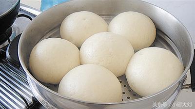 简单又好看的馒头怎么蒸,怎样蒸出的馒头又松软又好吃