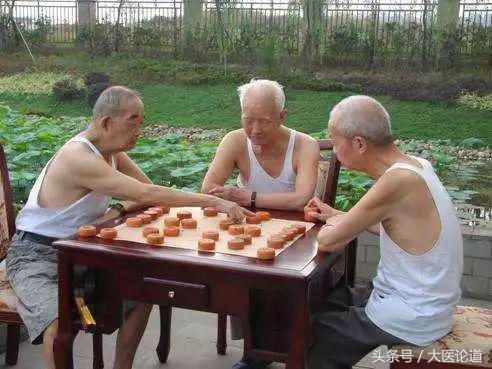 香港中文大学最新研究：打麻将真能预防老年痴呆｜1.5万人大调查