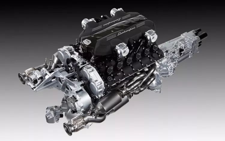 加速2.9秒的拖拉机，一脚油门一个鸡腿，一天租金一辆捷达