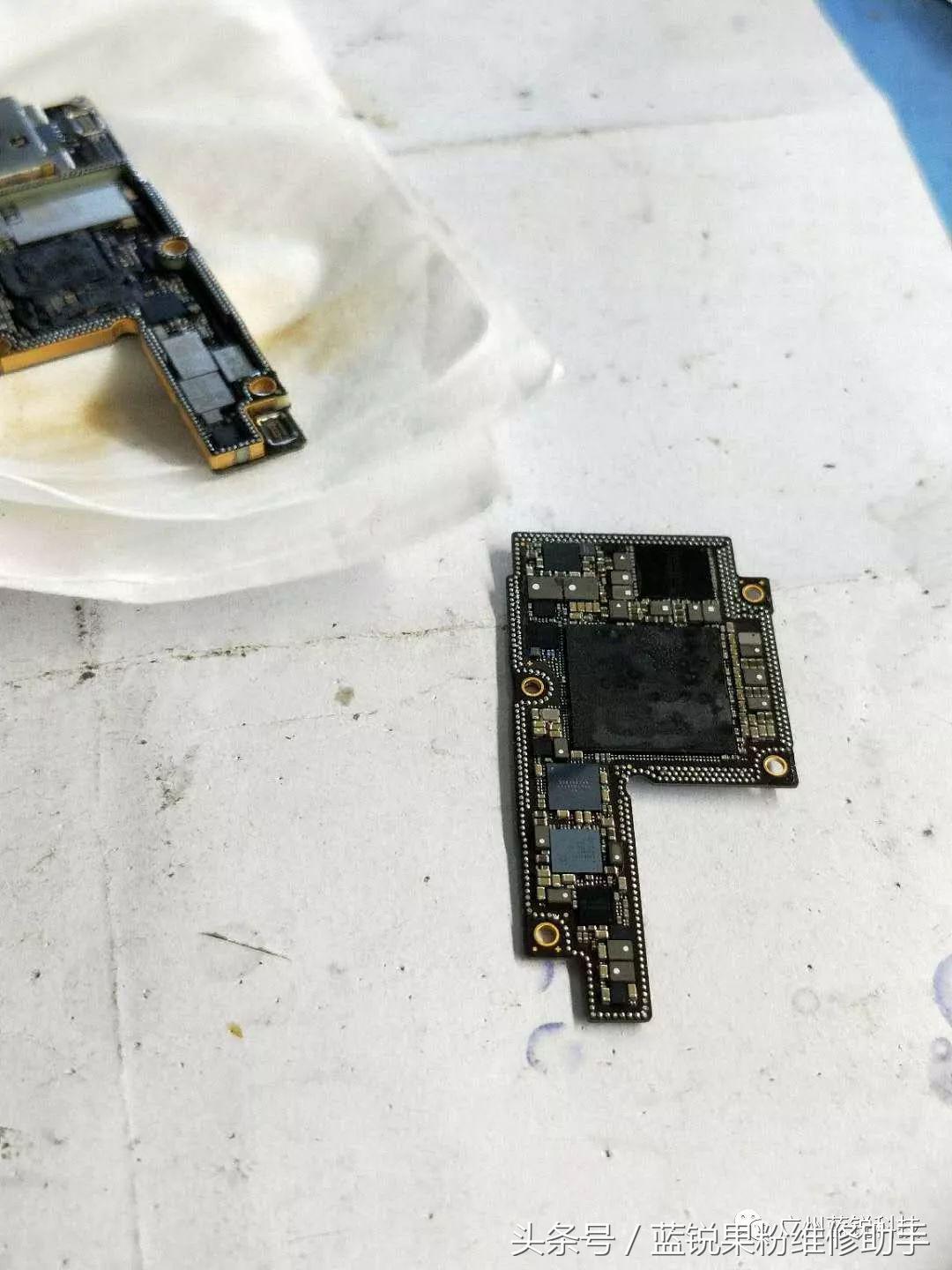 iphonex掉电容修复,iphonex主板电源短路维修