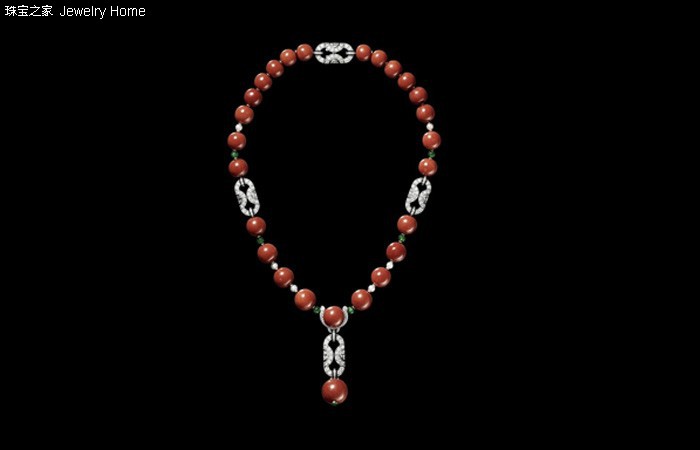 红珊瑚孩儿面,阿卡沙丁momo红珊瑚对比