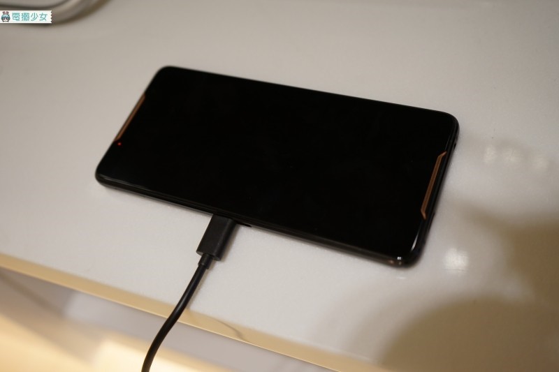 新款rog游戏手机官宣即将登场,rog发布会2022会发布手机吗