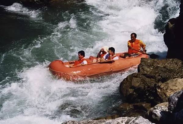河南哪个地方的漂流最好玩,中原最刺激的漂流