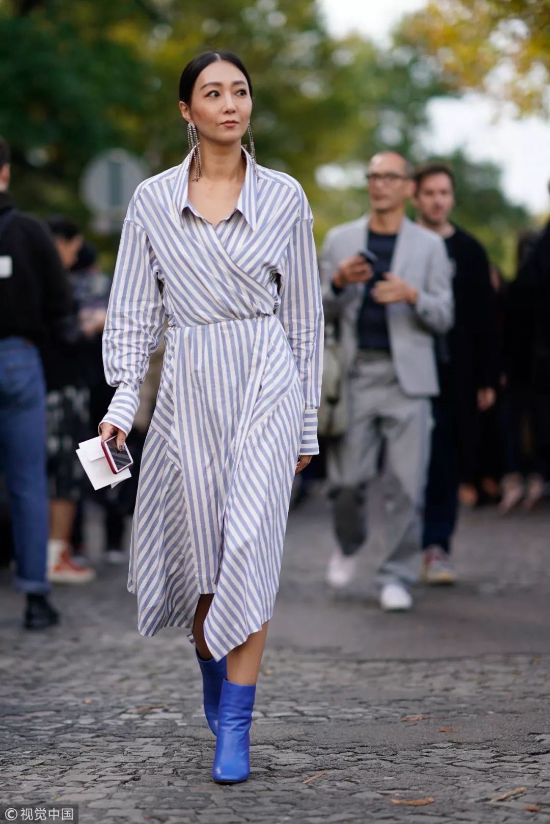 腿上长竖着的条纹,腿上长竖条纹