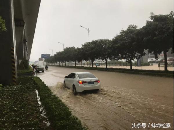 直击广东暴雨车,直击广东暴雨抢险救援