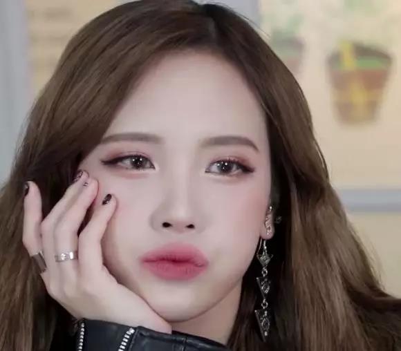 眼睛小睫毛短？学会这几招立马让眼睛放大两倍，堪称诈骗级化妆术