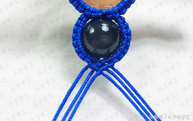 妹子用五毛钱硬币做了一款葫芦钥匙挂，朋友都抢着要