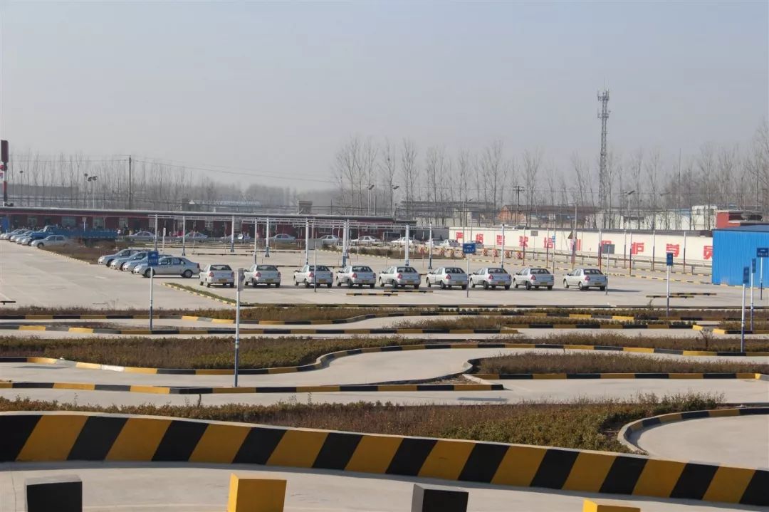 济宁市排名最好的驾校,济宁驾校教练排名榜最新