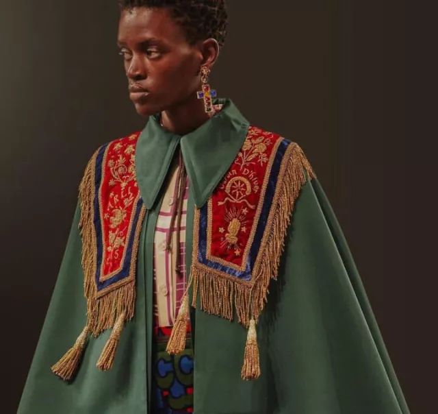 gucci墓地走秀音乐,gucci好莱坞时装秀