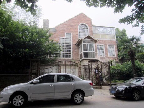 南京拍卖别墅真实案例,400多万买别墅的大妈后续