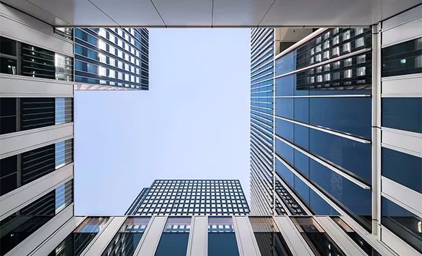 浜旀槦绾ч厭搴楀悆鑷姪椁愭墠鐧炬潵鍧椾箞,浜哄潎涓嶈繃鐧惧氨鑳藉悆鍒颁簲鏄熺骇閰掑簵