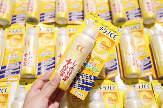 日本乐敦cc能美白吗,乐敦cc维c美白淡斑霜好用吗