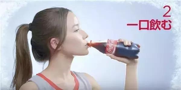 日本可口可乐樱花味,试喝日本樱花味可乐